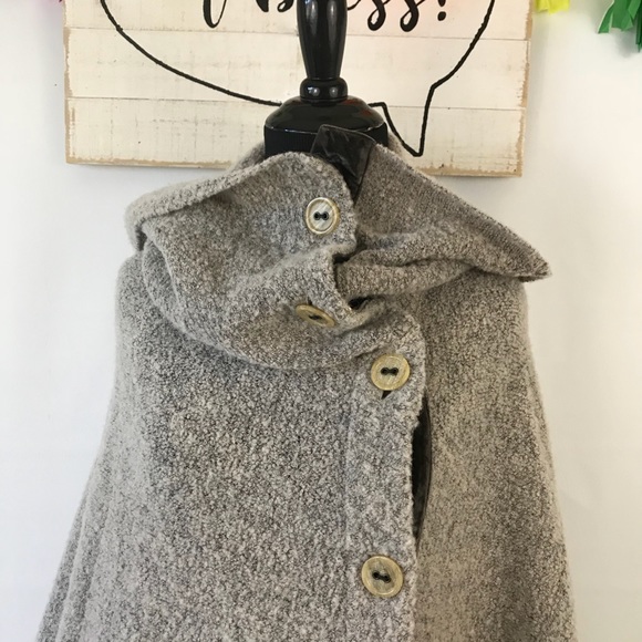 ❌❌Sold❌❌Anthro - Angle of the North Velveteen - Picture 3 of 8